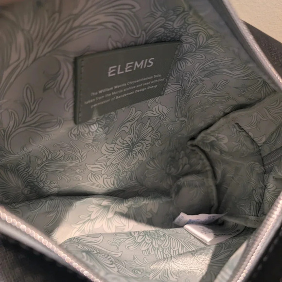 Elemis Black Men's Bag - Picture 7 of 8